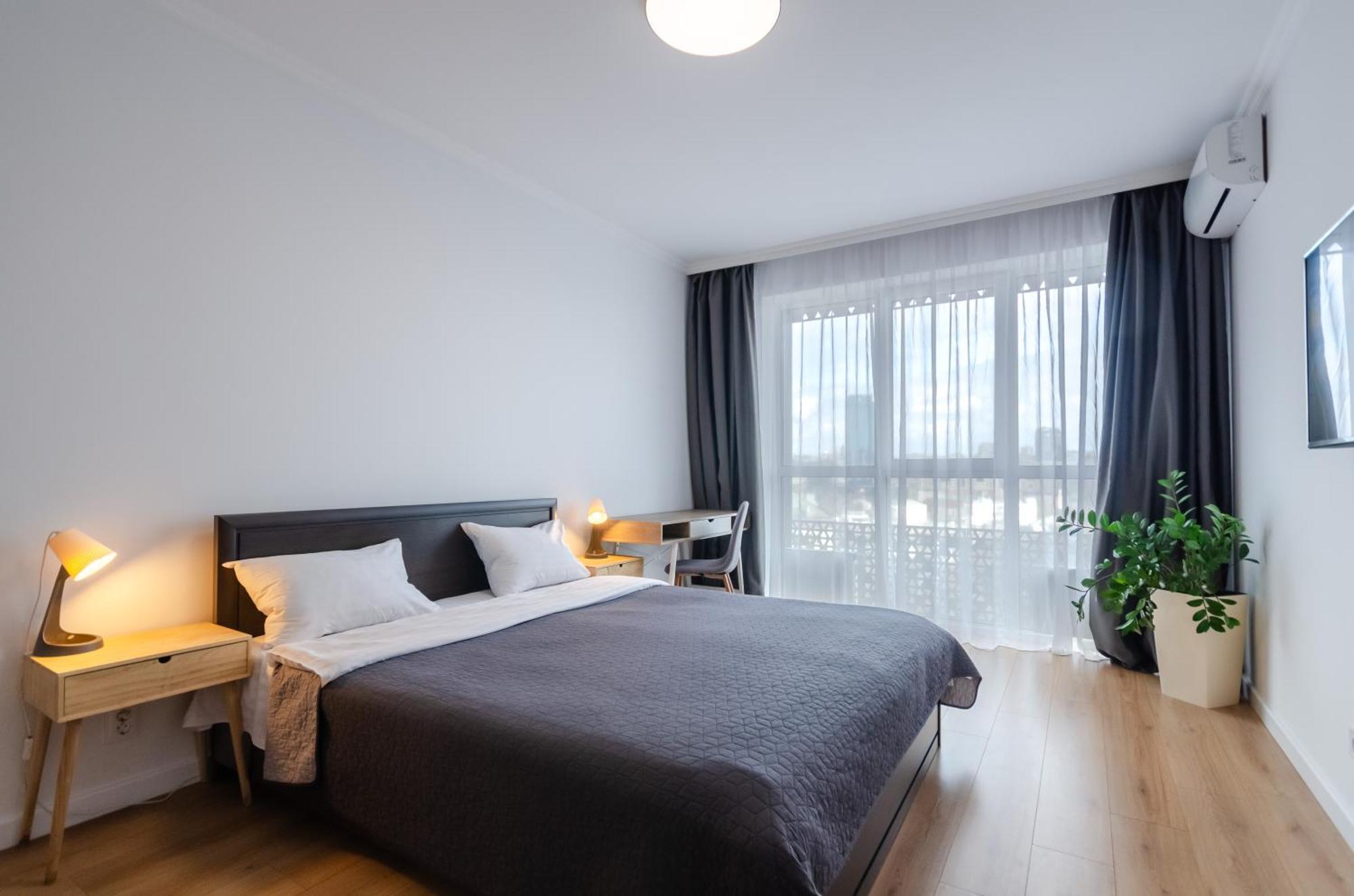 Petrovdom 7-27 In Rc Kvartet Cozy Apartment Nearby With Central Railway Station Kyiv Exterior photo