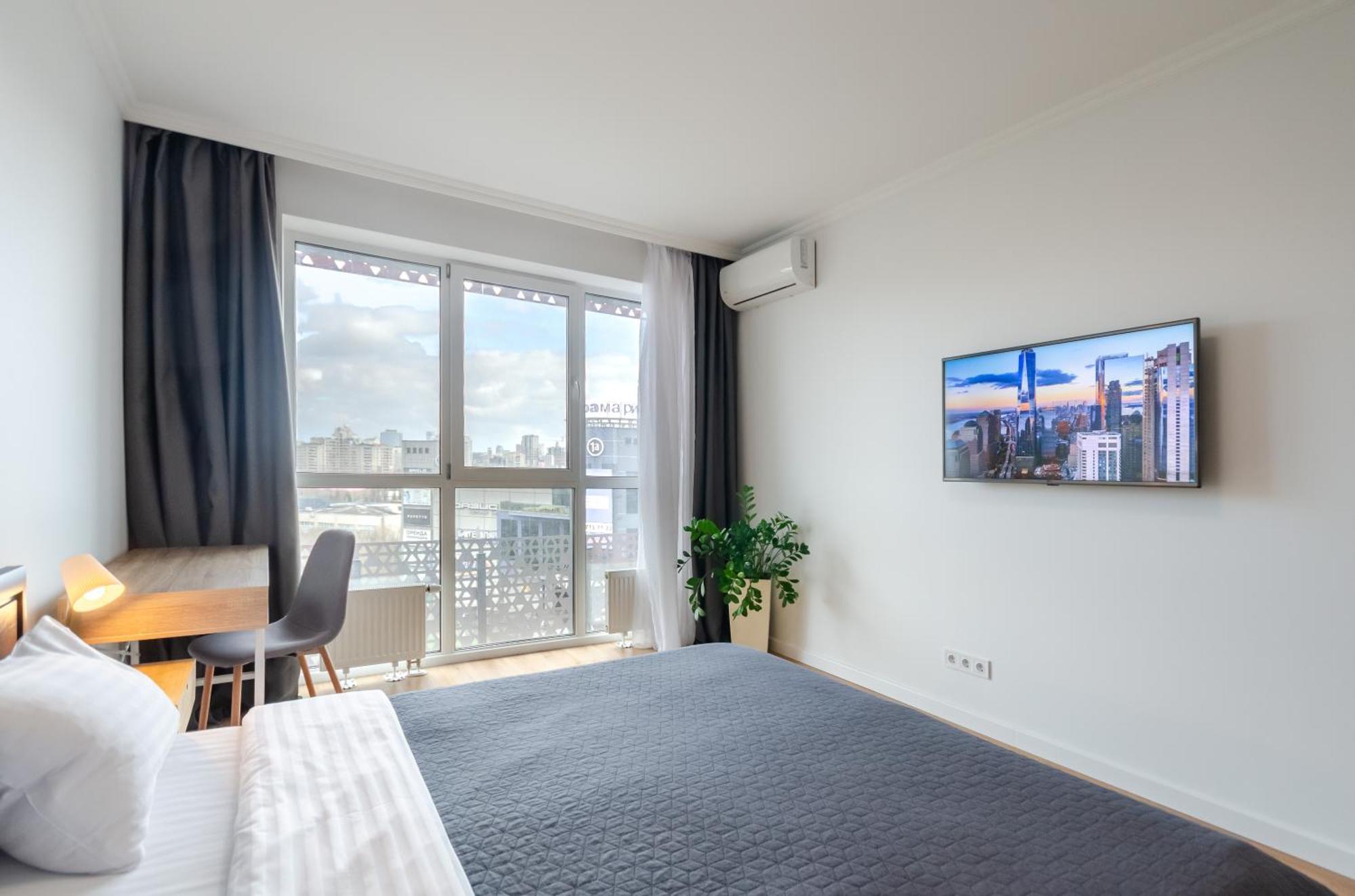 Petrovdom 7-27 In Rc Kvartet Cozy Apartment Nearby With Central Railway Station Kyiv Exterior photo