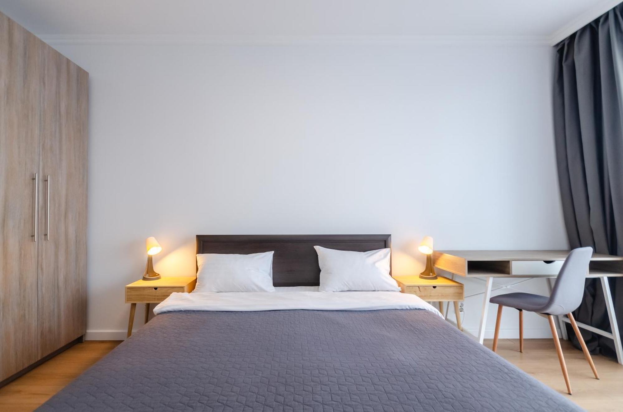 Petrovdom 7-27 In Rc Kvartet Cozy Apartment Nearby With Central Railway Station Kyiv Exterior photo