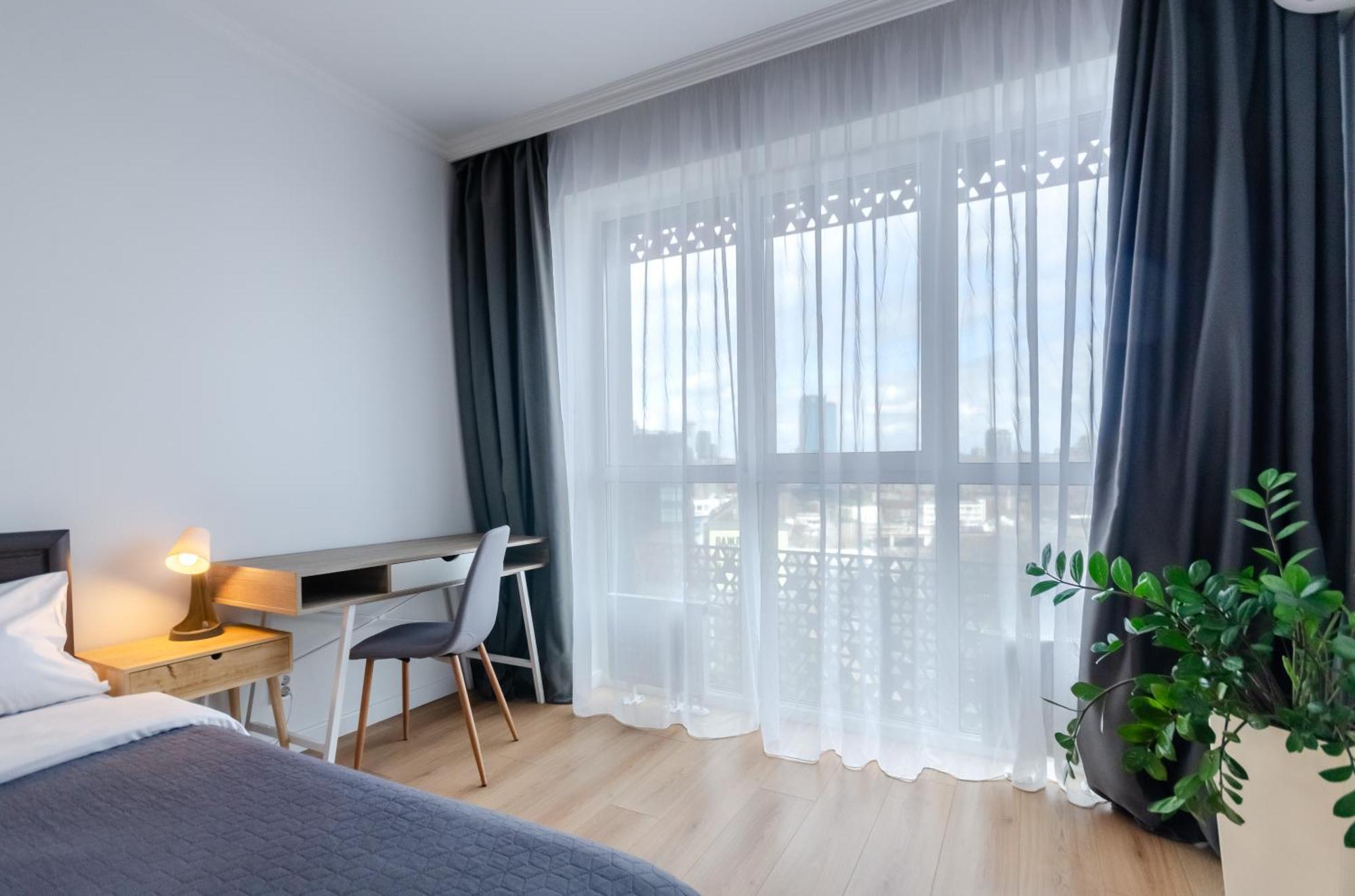 Petrovdom 7-27 In Rc Kvartet Cozy Apartment Nearby With Central Railway Station Kyiv Exterior photo